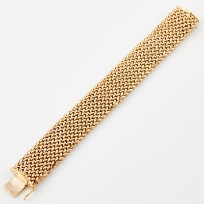 Lot 221 - Gold Flexible Bracelet, 14K 20 dwt., damaged