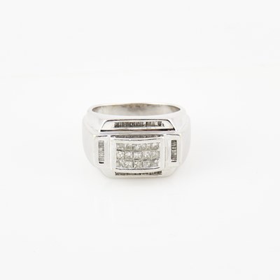 Lot 271 - Diamond Ring, 14K 9 dwt.