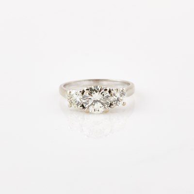 Lot 312 - Diamond Engagement Ring, 3 diamonds, center stone about 1.35 cts., 2 stones about 0.70 ct.,         14K 2 dwt., stone damaged