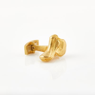 Lot 364 - Gold Cuff Link, 18K 8 dwt.