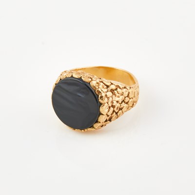 Lot 369 - Gold and Stone Ring, 14K 13 dwt. all