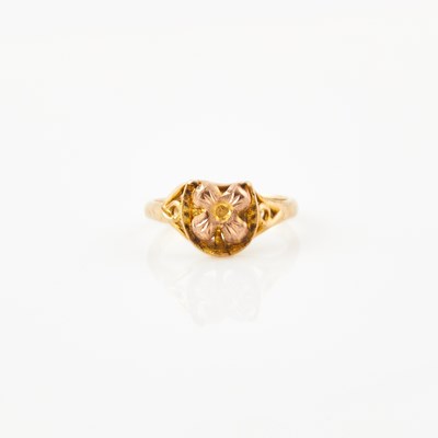 Lot 519 - Gold Ring, 10K 1 dwt.