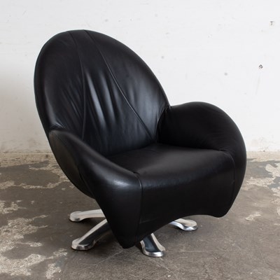 Lot 87 - Leolux Leather Upholstered and Chromed Metal Swivel "Posada" Armchair