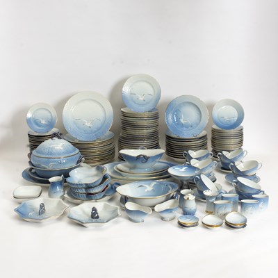 Lot 58 - Bing & Grøndahl Porcelain "Seagull" Pattern Dinner Service
