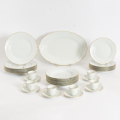 Lot 32 - Ginori Porcelain Partial Dinner Service