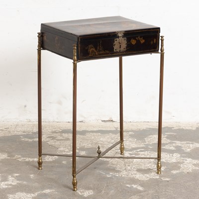 Lot 68 - Chinese Export Gilt Decorated Black Lacquer Box