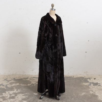 Lot 99 - Bisang Mink Coat