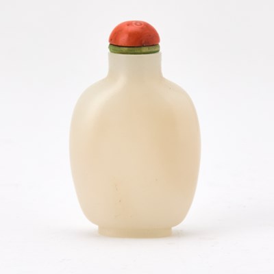 Lot 542 - A White Jade Ovoid Snuff Bottle