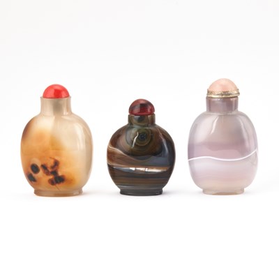 Lot 539 - Three Chinese Carved Agate Snuff Bottles