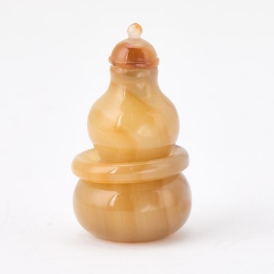 Lot 7 - A Chinese Carved Agate 'Double-Gourd' Snuff Bottle