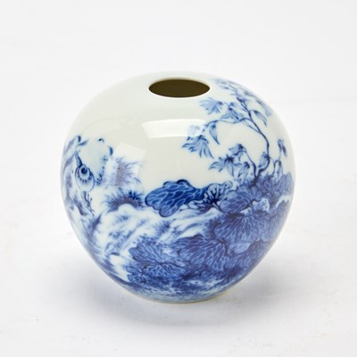 Lot 264 - A Chinese Wang-Bu-Style Blue and White Porcelain Water Pot