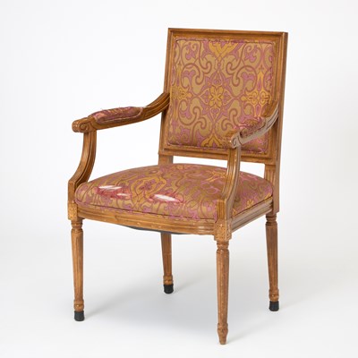 Lot 173 - Louis XVI Style Upholstered Carved Walnut Fauteuil a la Reine