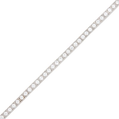 Lot 51 - White Gold and Diamond Straightline Bracelet