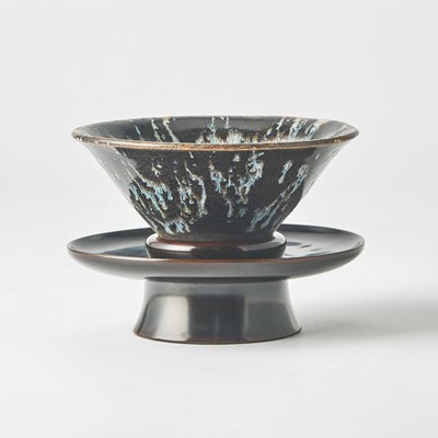 Lot 406 - A Chinese Jizhou-Type Glazed Tortoiseshell Tea Bowl