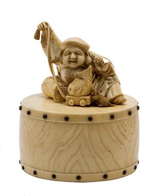 Lot 2338 - Japanese Ivory Box Meiji Period, late 19th...