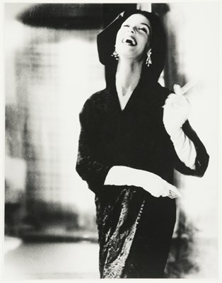 Lot 188 - BASSMAN, LILLIAN Harper's Bazaar 1954. Barbara...