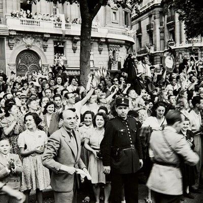 Lot 3202 - RODGER, GEORGE Untitled [Liberation, Paris,...