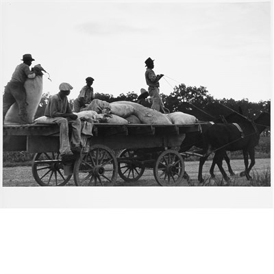 Lot 31 - EISENSTAEDT, ALFRED (1898-1995) Mississipi...