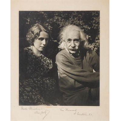 Lot 150 - [EINSTEIN, ALBERT] Photograph inscribed on the...
