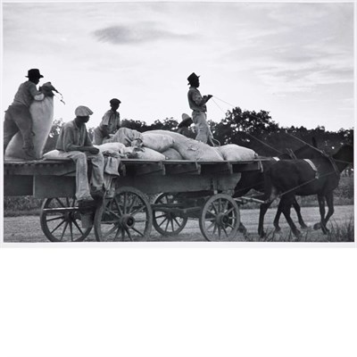 Lot 33 - EISENSTAEDT, ALFRED (1898-1995) [Mississippi...